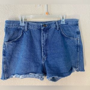 High waisted cut off shorts 38 x 3”